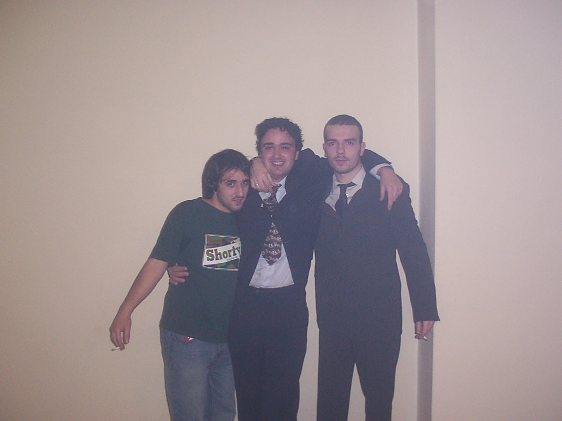 Ransit de wen rollo.(soy el de la derecha de todo xD), Fin de ao, 2003, aqu ya bamos un poco drogados, aunque como se puede apreciar, unos ms que otros xDDDDDDDDD