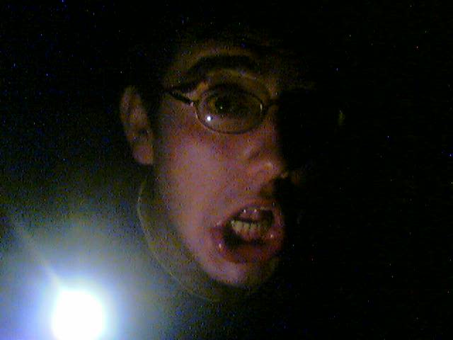 El nesino XDD, Kien dice ke los moviles no llevan flash? mechero rules xD