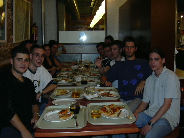 Kdda Barcelona 04.09.2003, Cena de Rigor