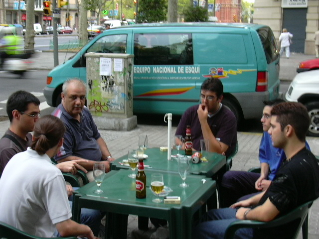 Kdda Barcelona 04.09.2003, Una Birrita antes de Cenar no viene nunka mal