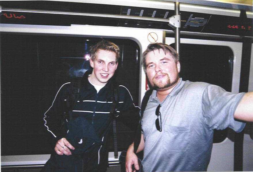 from the left: Drezzy and me (Anfrale). On the airport in Atlanta,coming from Amsterdam.Pic by Elin=), 