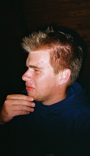 Country Crown vs Cotton-Duck-Hill 2002, Gargan is occupied with reason: afk, medding