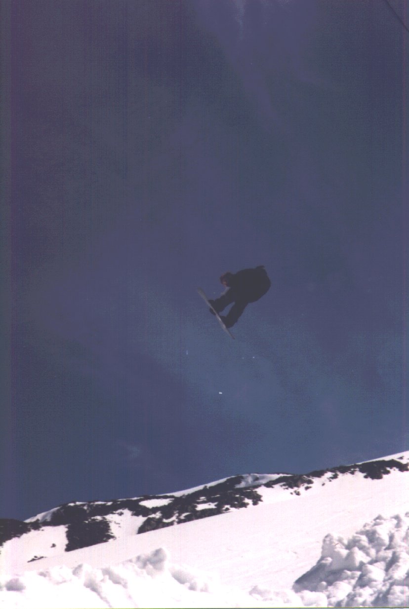 Farelid, Yes its me, I just had to beat Gareths pic. Snowboarding on Stryn