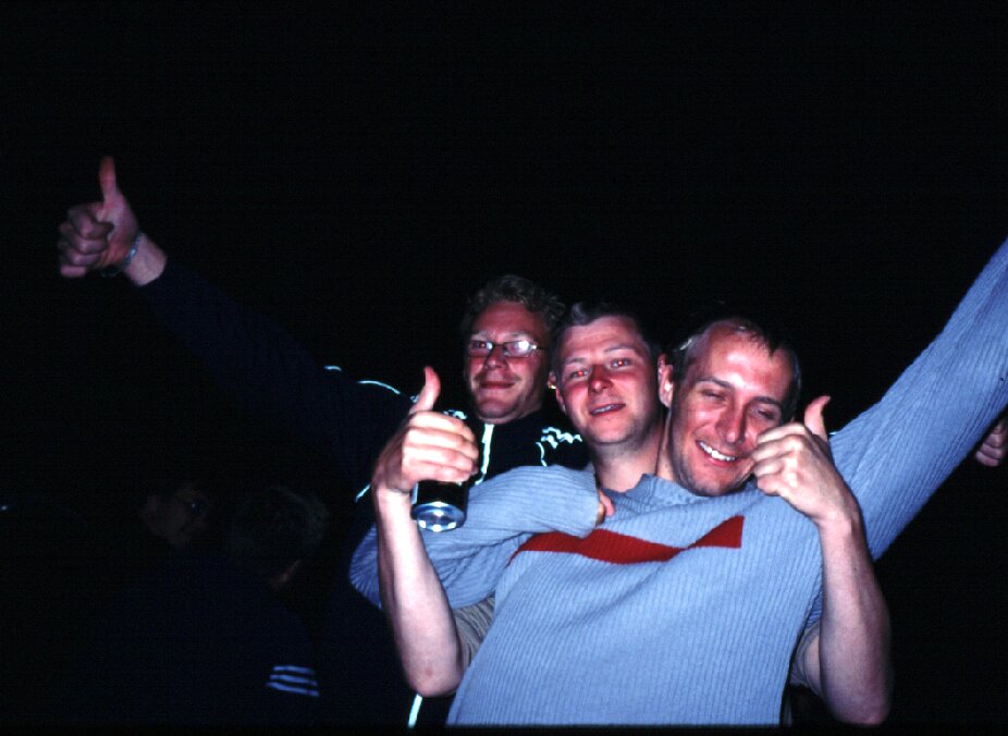 More Country Crown vs Cotton-Duck-Hill 2002, Zodran tells you: God echoes: Heh, you didn't get a picture of me (zodran in front)